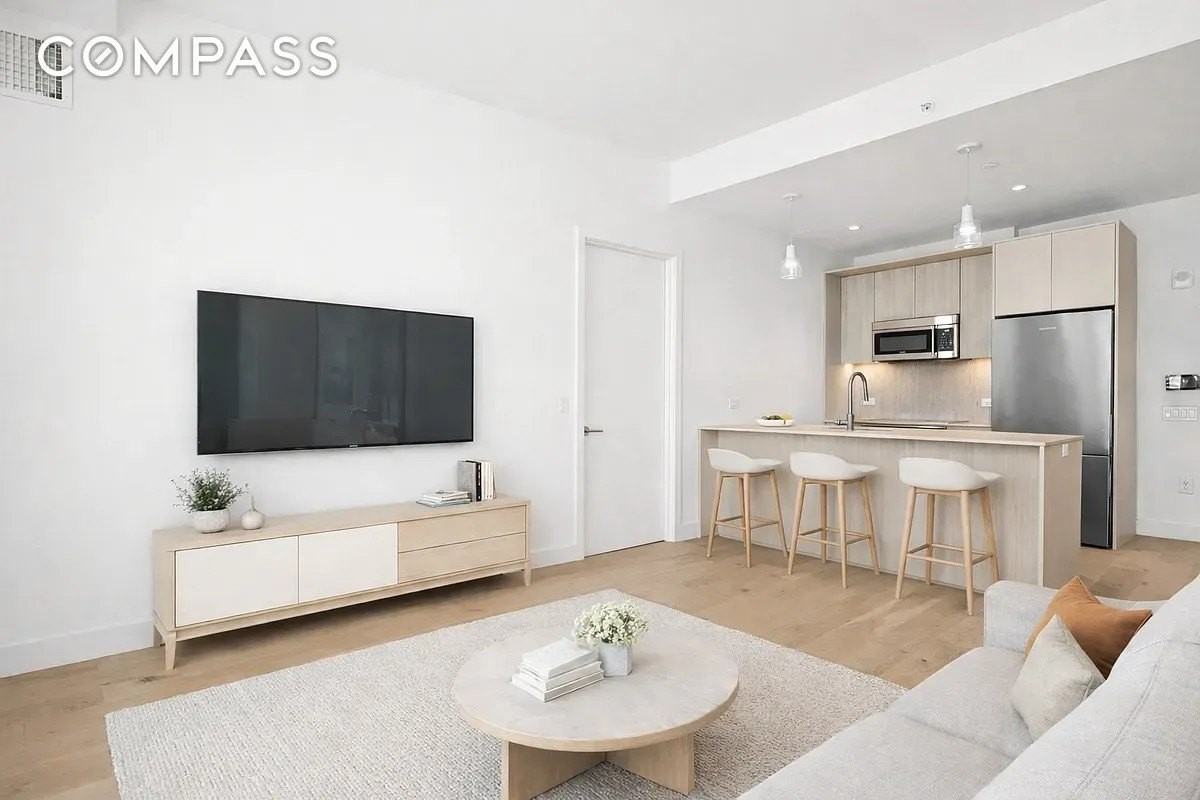 130 2nd St #6B - Photo 2 of 17