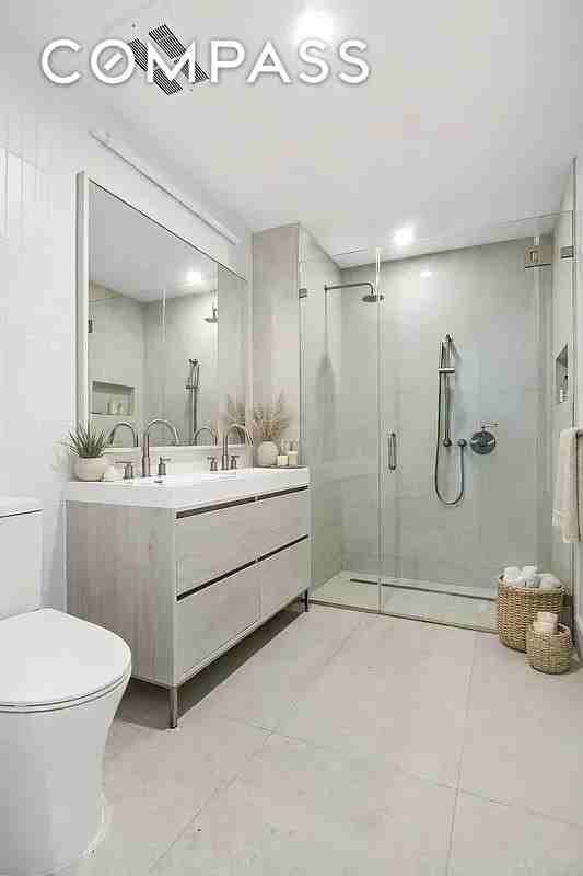 130 2nd St #6B - Photo 5 of 17