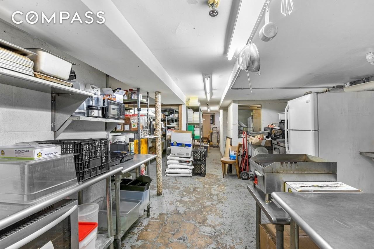 487 Seneca Ave #G - Photo 3 of 4