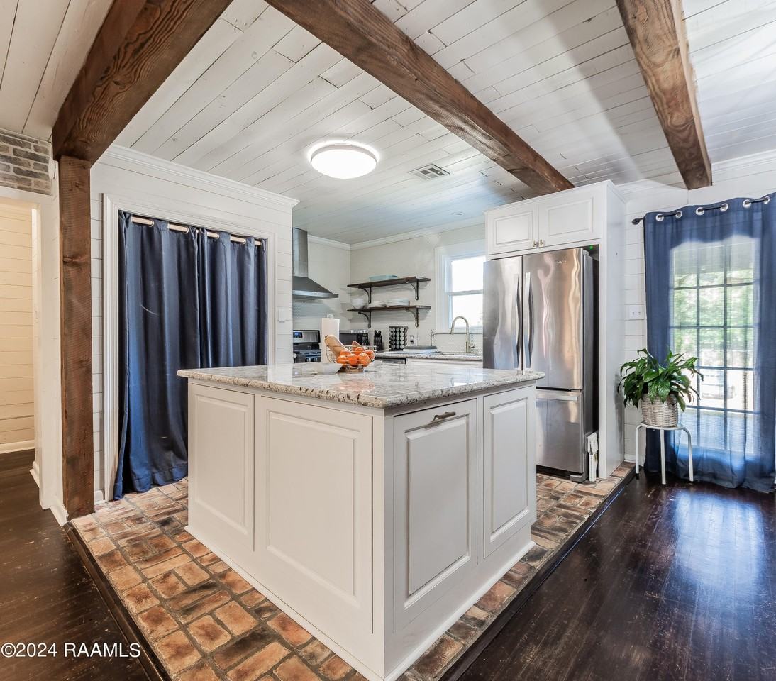 114 Memory Ln - Photo 6 of 22