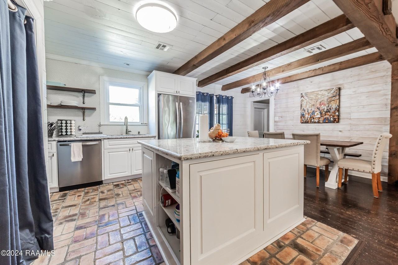 114 Memory Ln - Photo 7 of 22