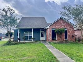 featured image of 101 Wildflower Ln