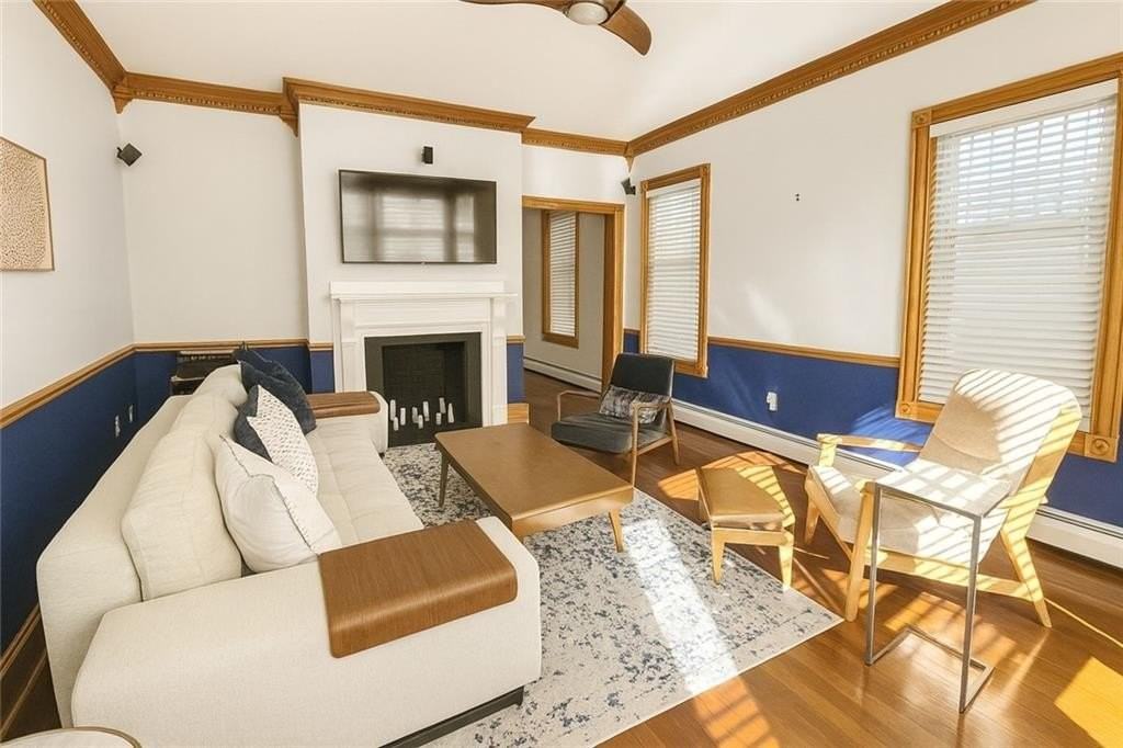 20 Berkeley Ave Apt 4 - Photo 2 of 10