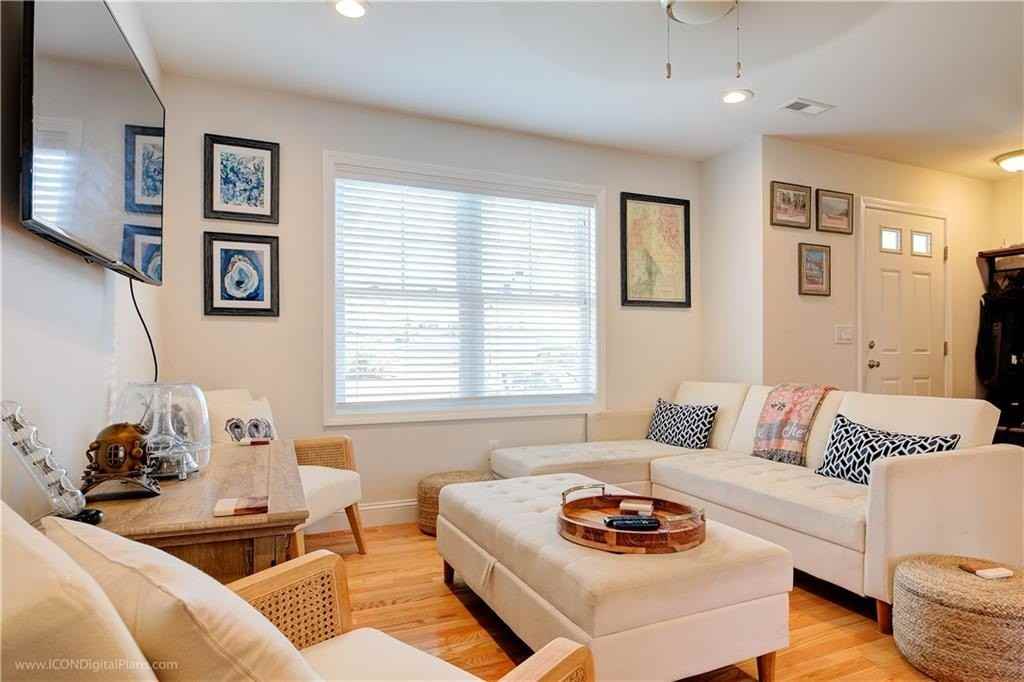 56 Mariner Way - Photo 6 of 28