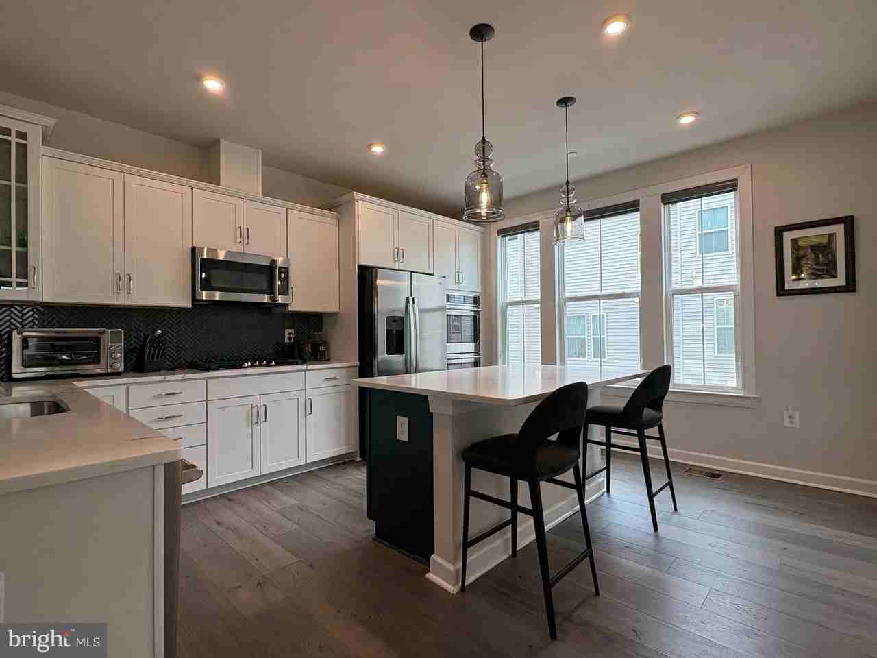 7312 Mountaineer Dr - Photo 6 of 35