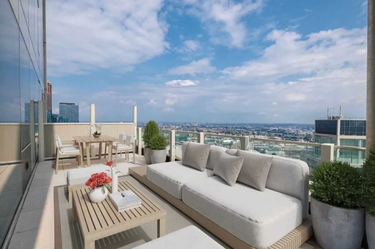 22-44 Jackson Avenue #629 - Photo 2 of 19