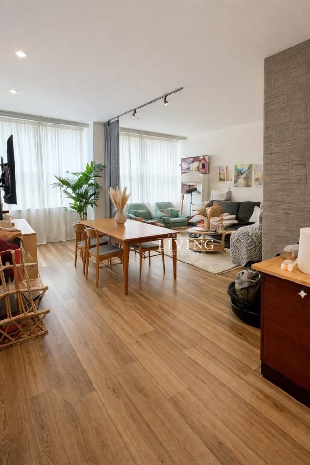 130 Water St #10G