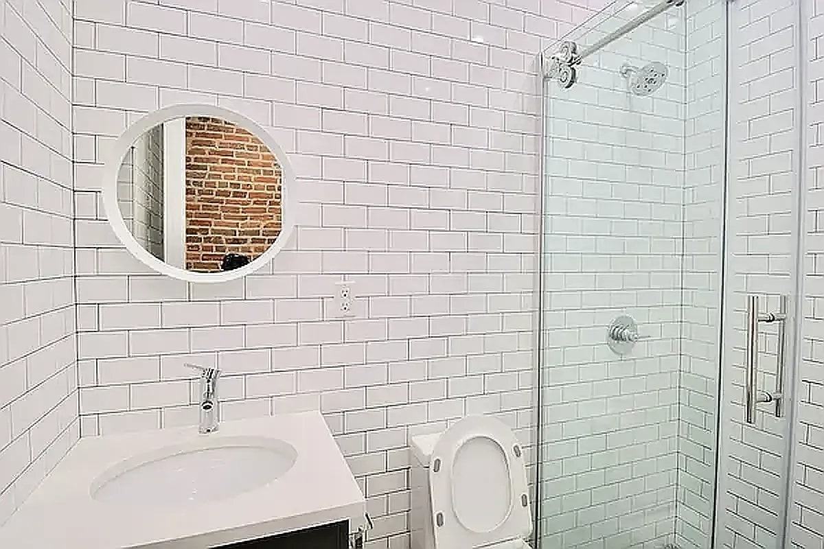 588 Quincy St #6A - Photo 7 of 8