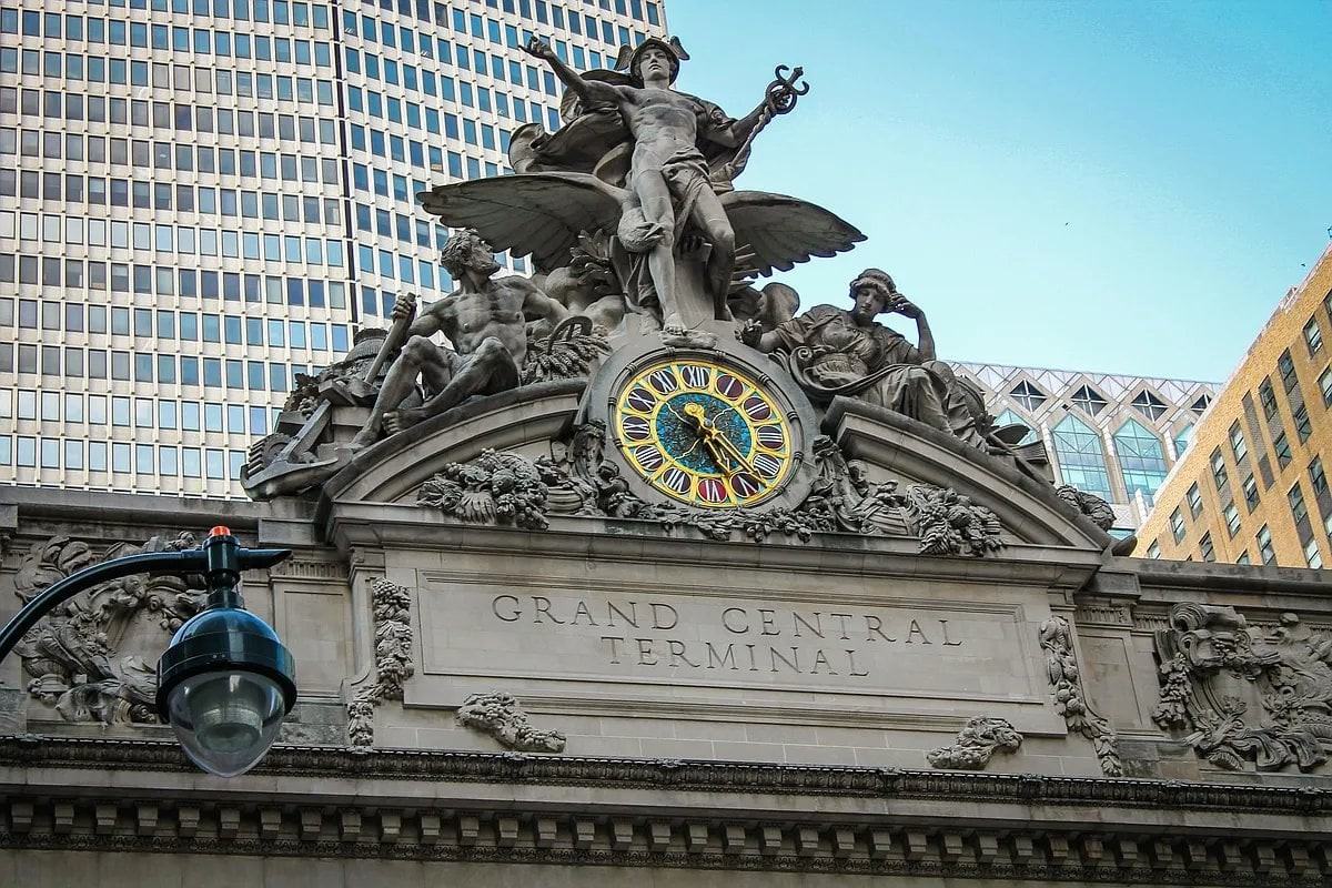 138 E 38th St #6A - Photo 6 of 7