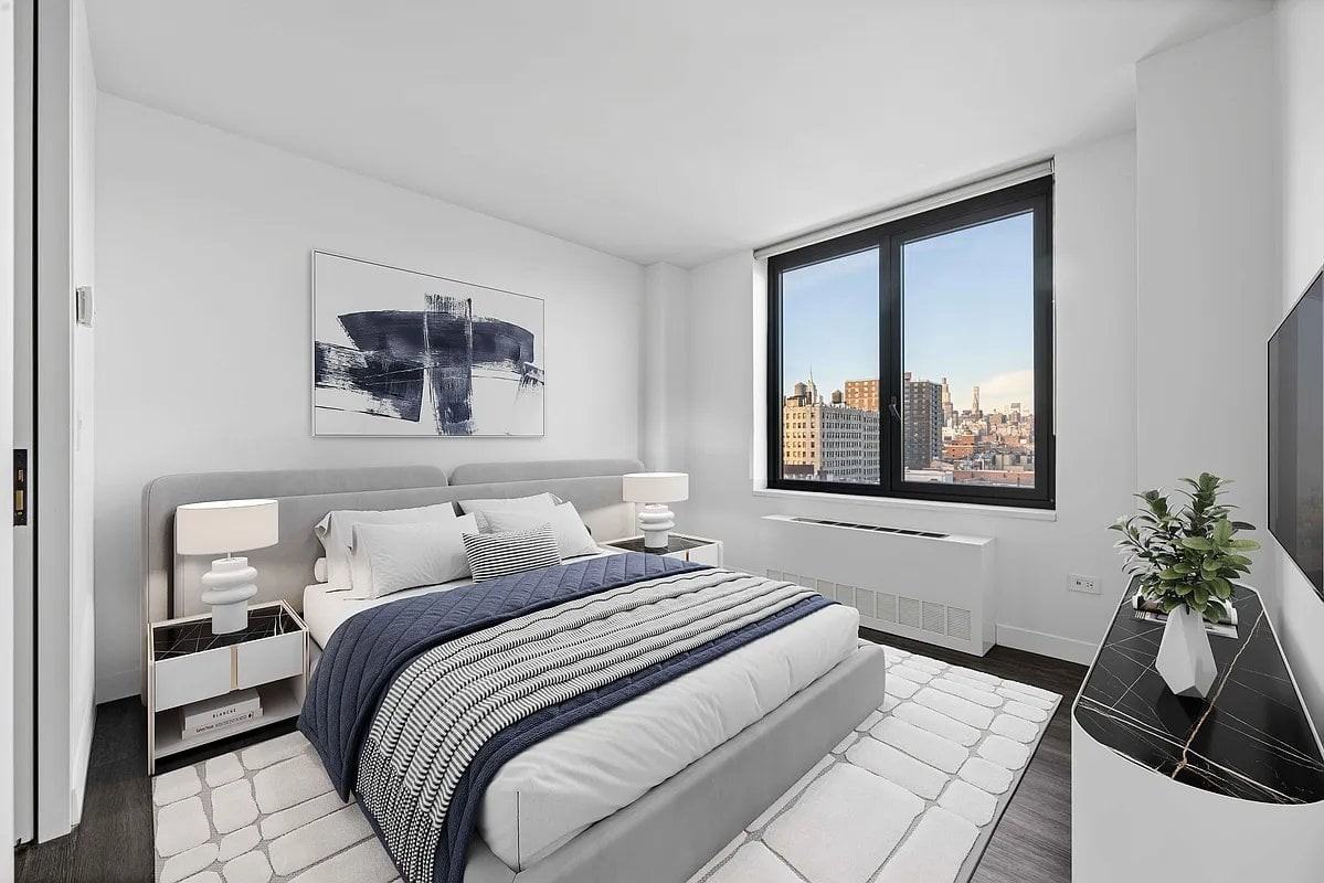 250 E Houston St #7L - Photo 2 of 15