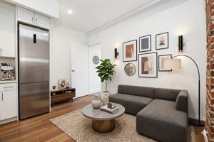 featured image of 130 Allen St #10