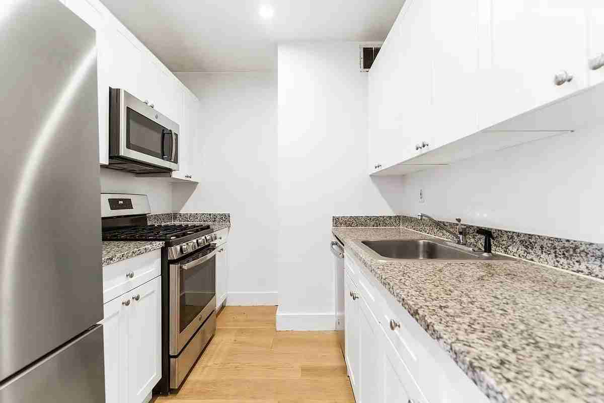 50 Murray St #1035 - Photo 4 of 9