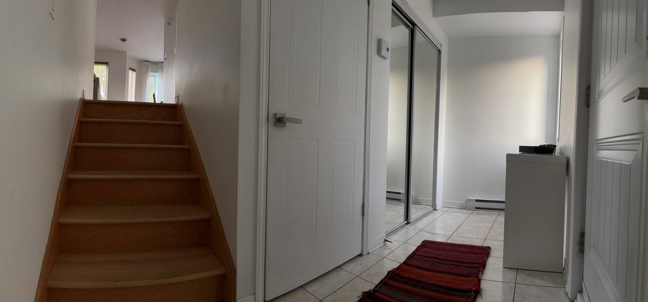 35 Rue Capri - Photo 3 of 12