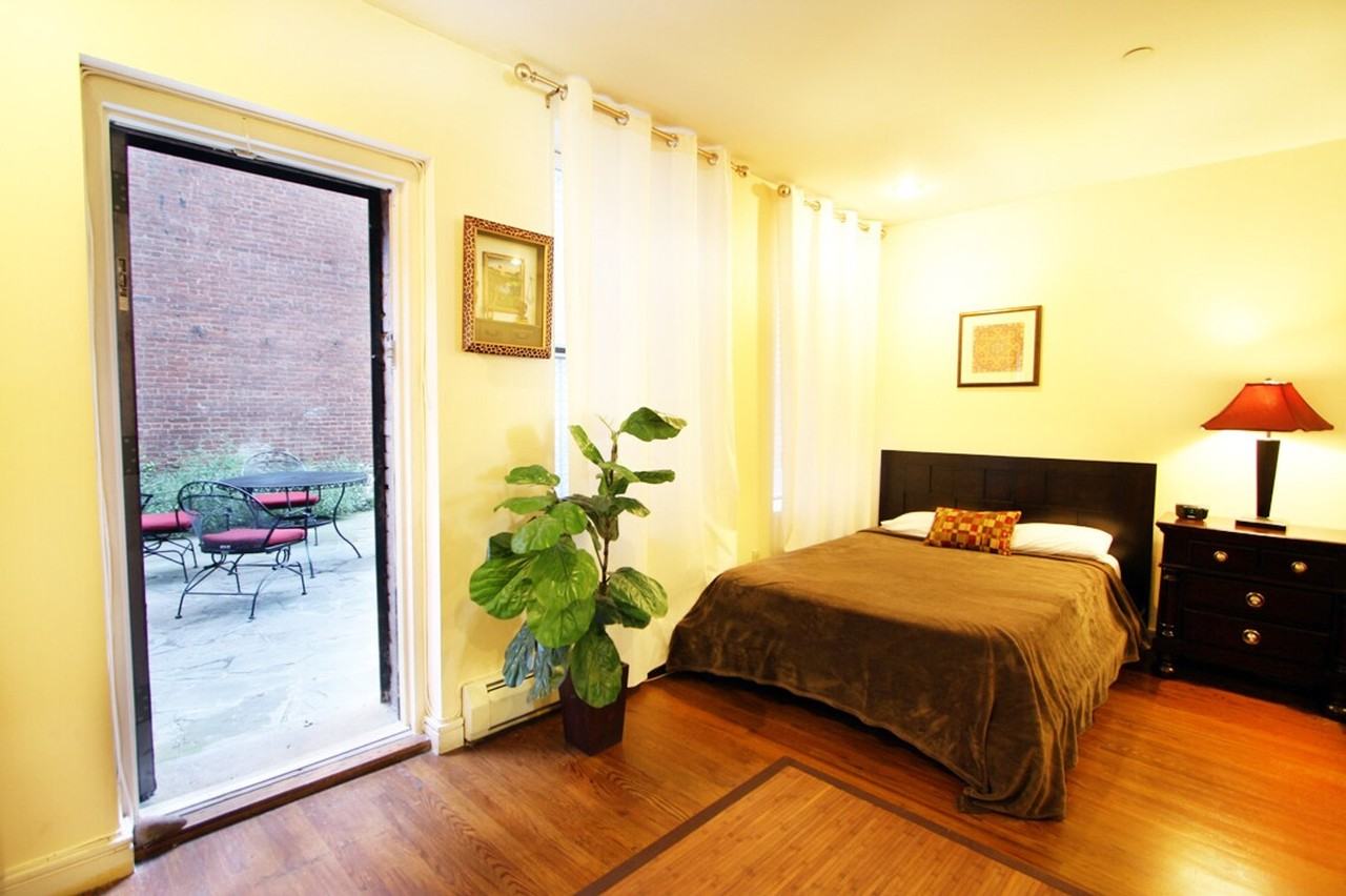 104 W 122nd St #1424339P - Photo 4 of 19