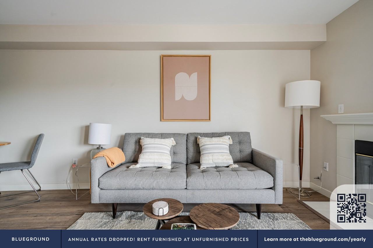 526 Yale Ave N #993 - Photo 4 of 31