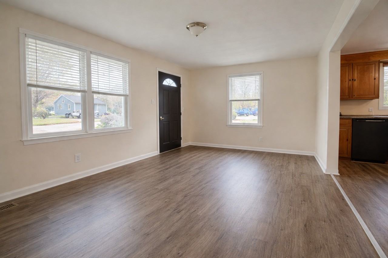 1205 Broadus Ave Se #1 - Photo 2 of 12