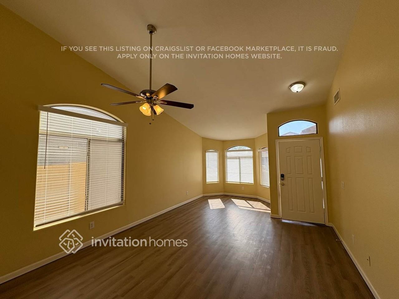 12408 W Marshall Ave - Photo 2 of 15