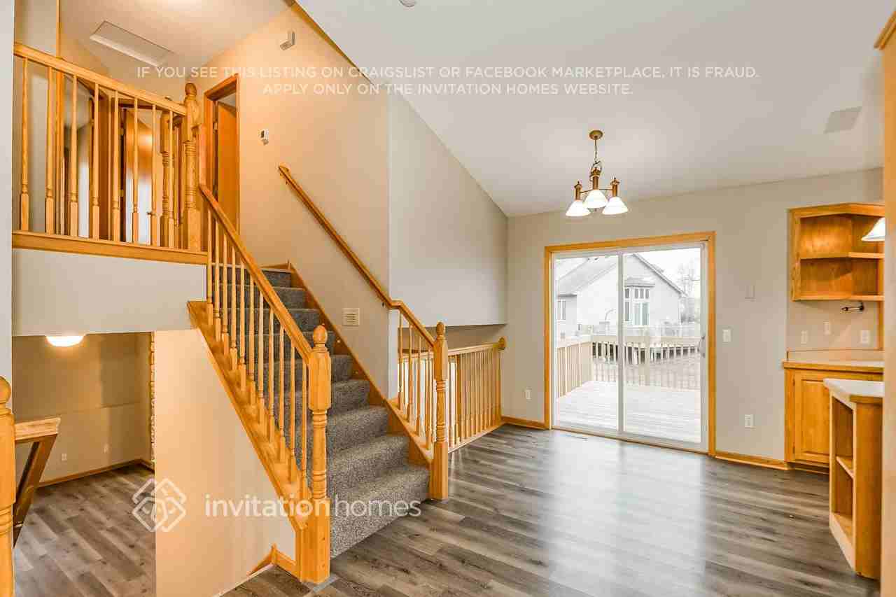 13893 Goldenrod St Nw - Photo 6 of 20