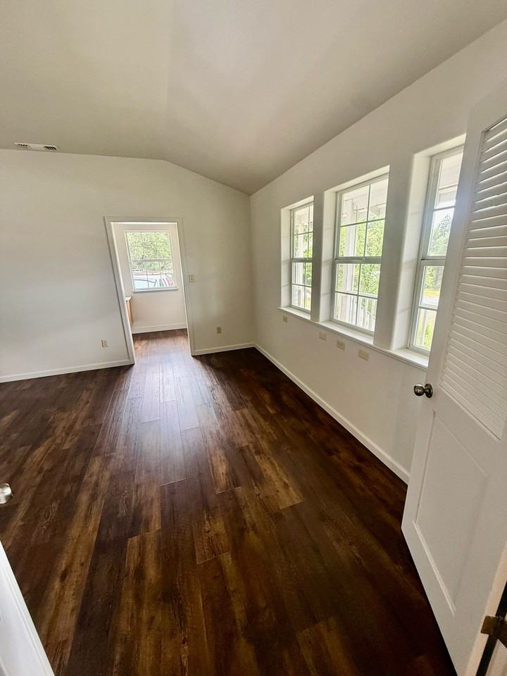 16083 Indian Springs Ranch Rd #1 - Photo 7 of 18