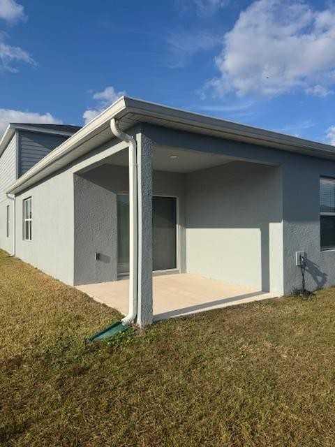 1210 Port Blue Way - Photo 2 of 39