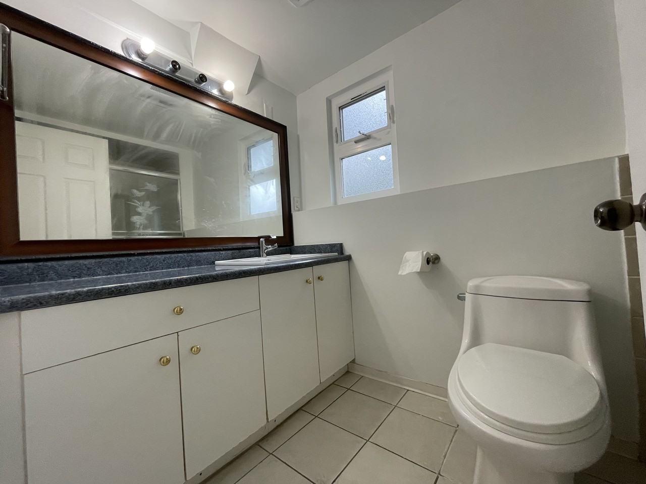 14700 Ashford Place - Photo 6 of 8