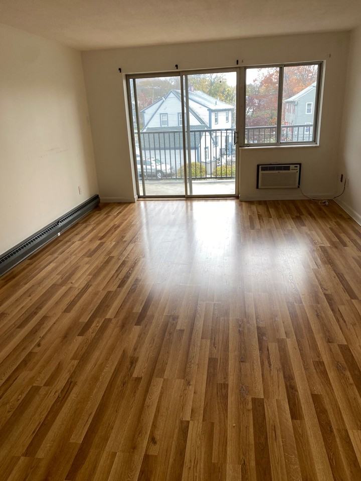 91 Smith Street #001 - Photo 4 of 4