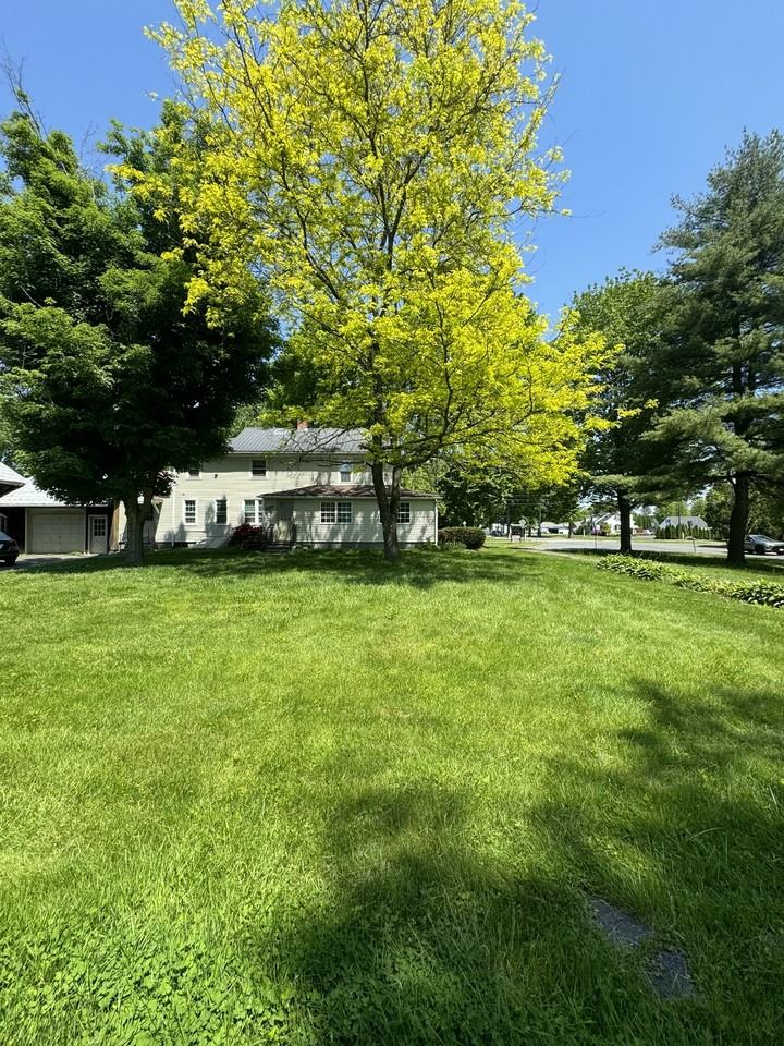 37 Middle St #2 - Photo 7 of 15