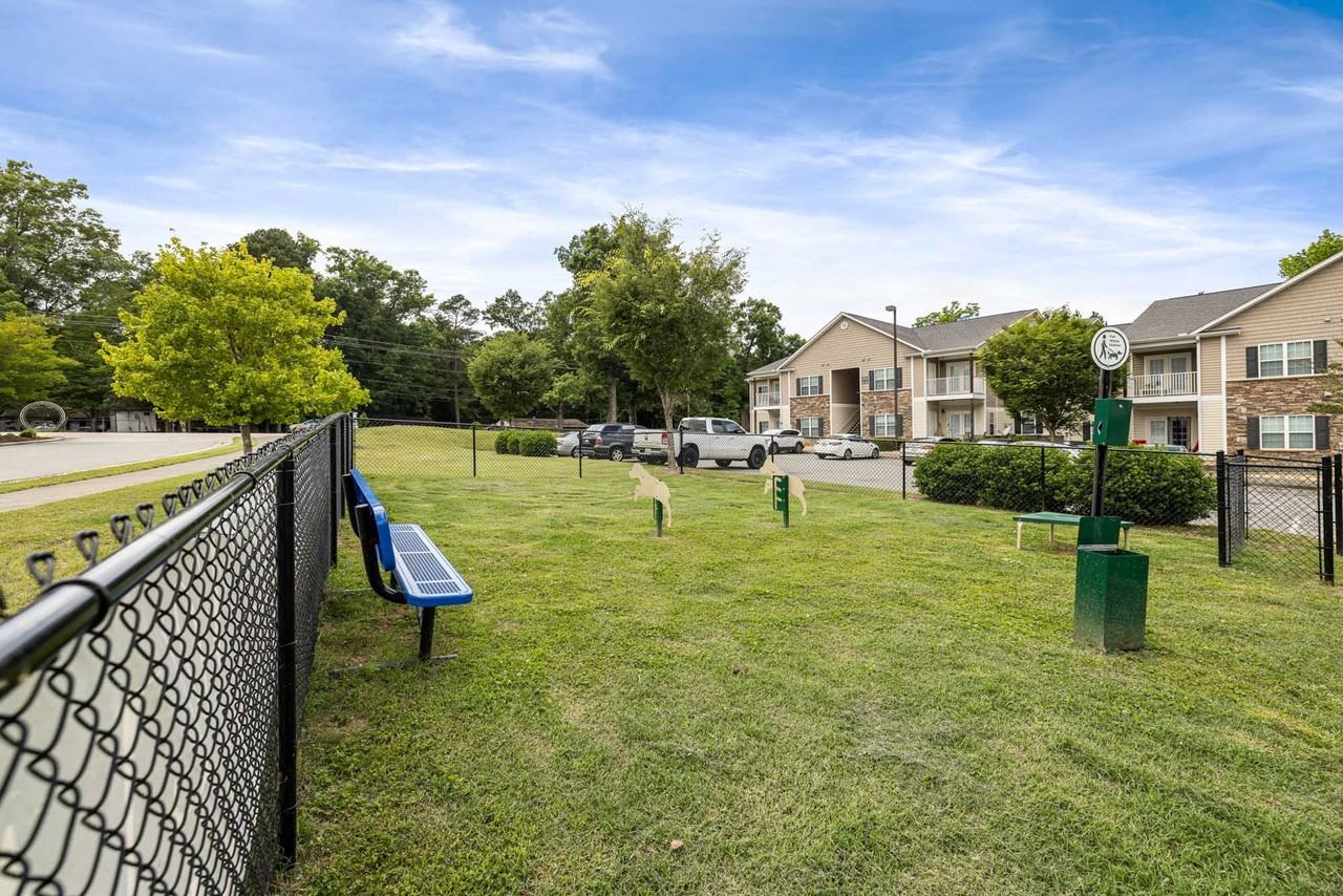 Magnolia House Apartments - Photo 6 of 22