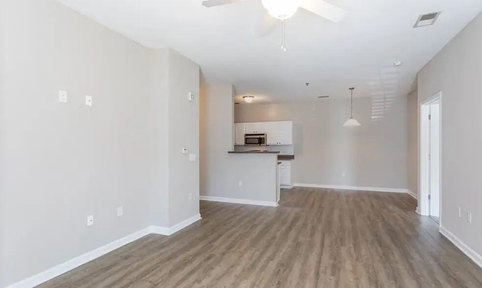 Magnolia House - Photo 5 of 18