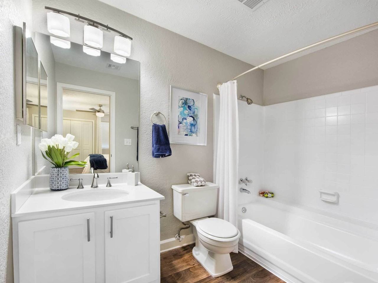 Advenir at Winterset - Photo 7 of 20