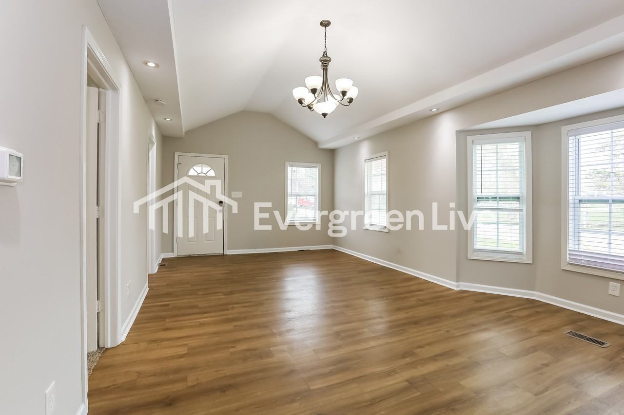 1509 Dunlap Ave - Photo 2 of 15