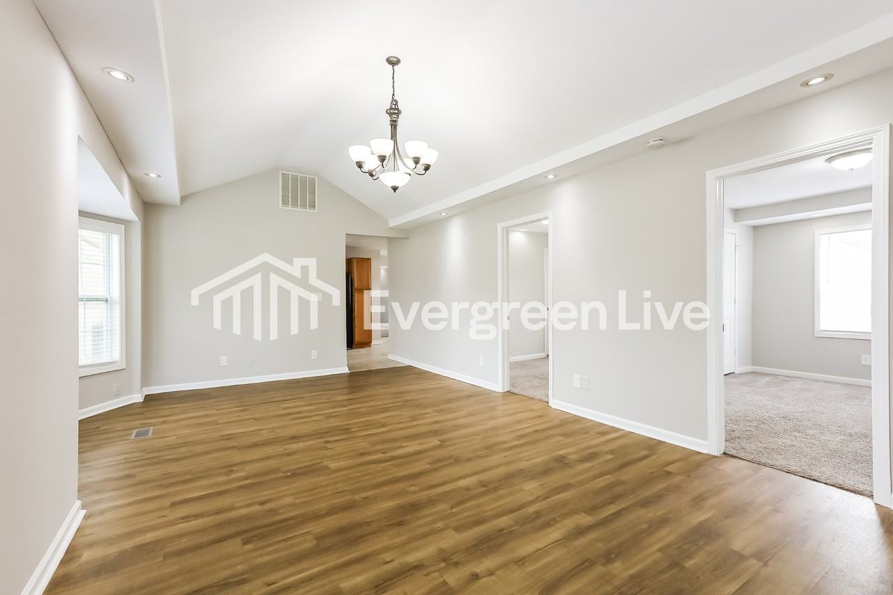 1509 Dunlap Ave - Photo 3 of 15