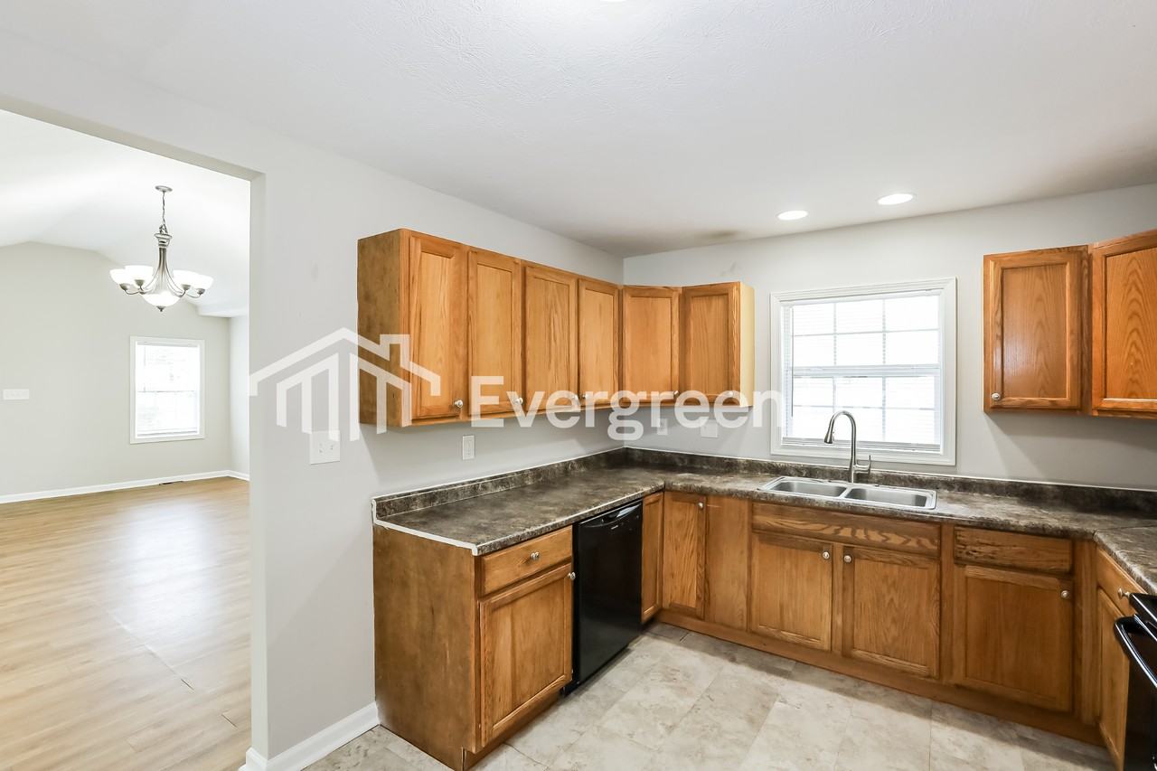 1509 Dunlap Ave - Photo 5 of 15