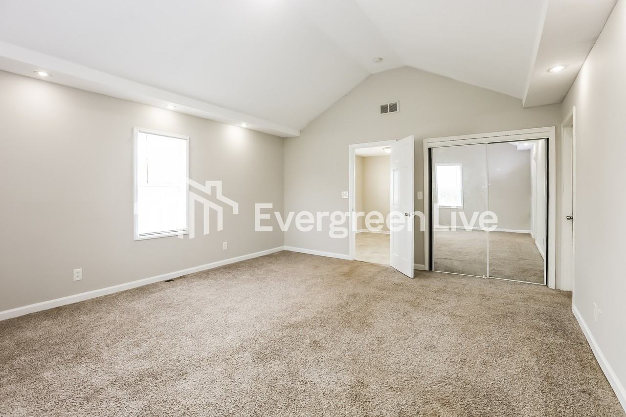 1509 Dunlap Ave - Photo 7 of 15