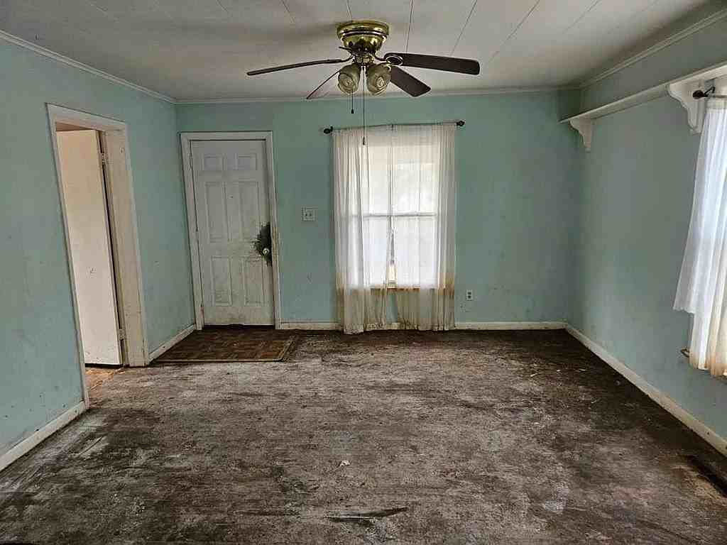 104 Elm St #104ELM - Photo 5 of 14