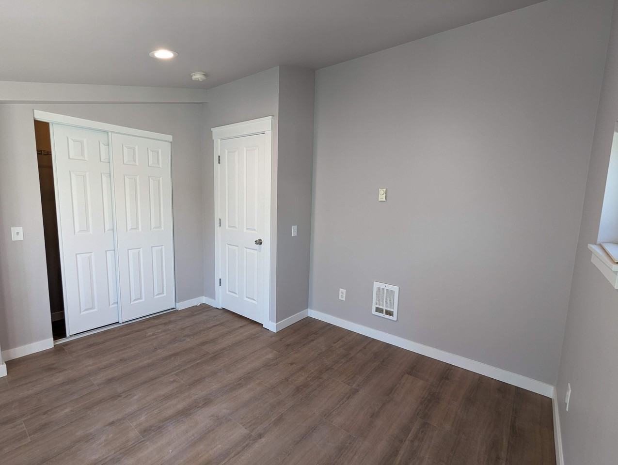 8116 Delridge Way Sw #A - Photo 3 of 14