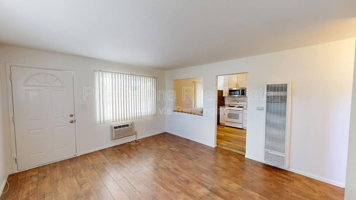 6023 Severin Dr - Photo 2 of 10