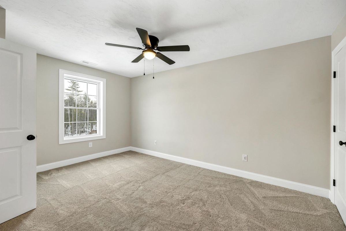 98 Brook Hl - Photo 7 of 16