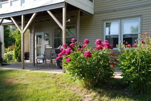 285 E Side Dr - Photo 1 of 1