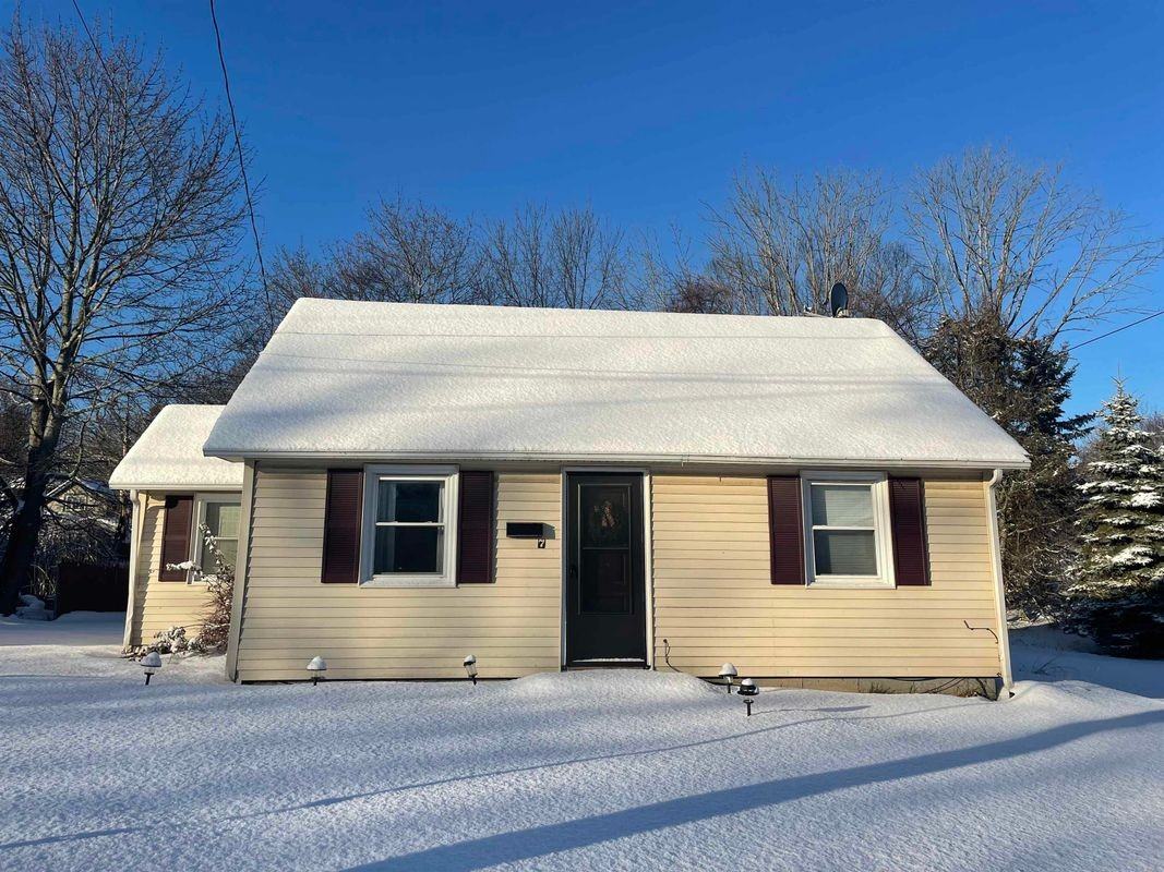 7 Central Ave - Photo 3 of 36