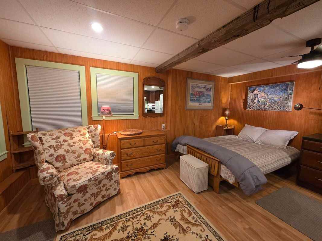 529 Valley Rd - Photo 7 of 30