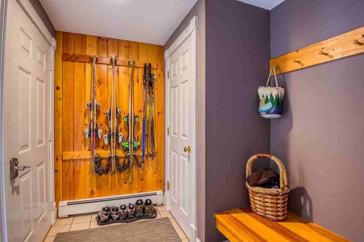 3 Bartlett Place - Photo 4 of 40