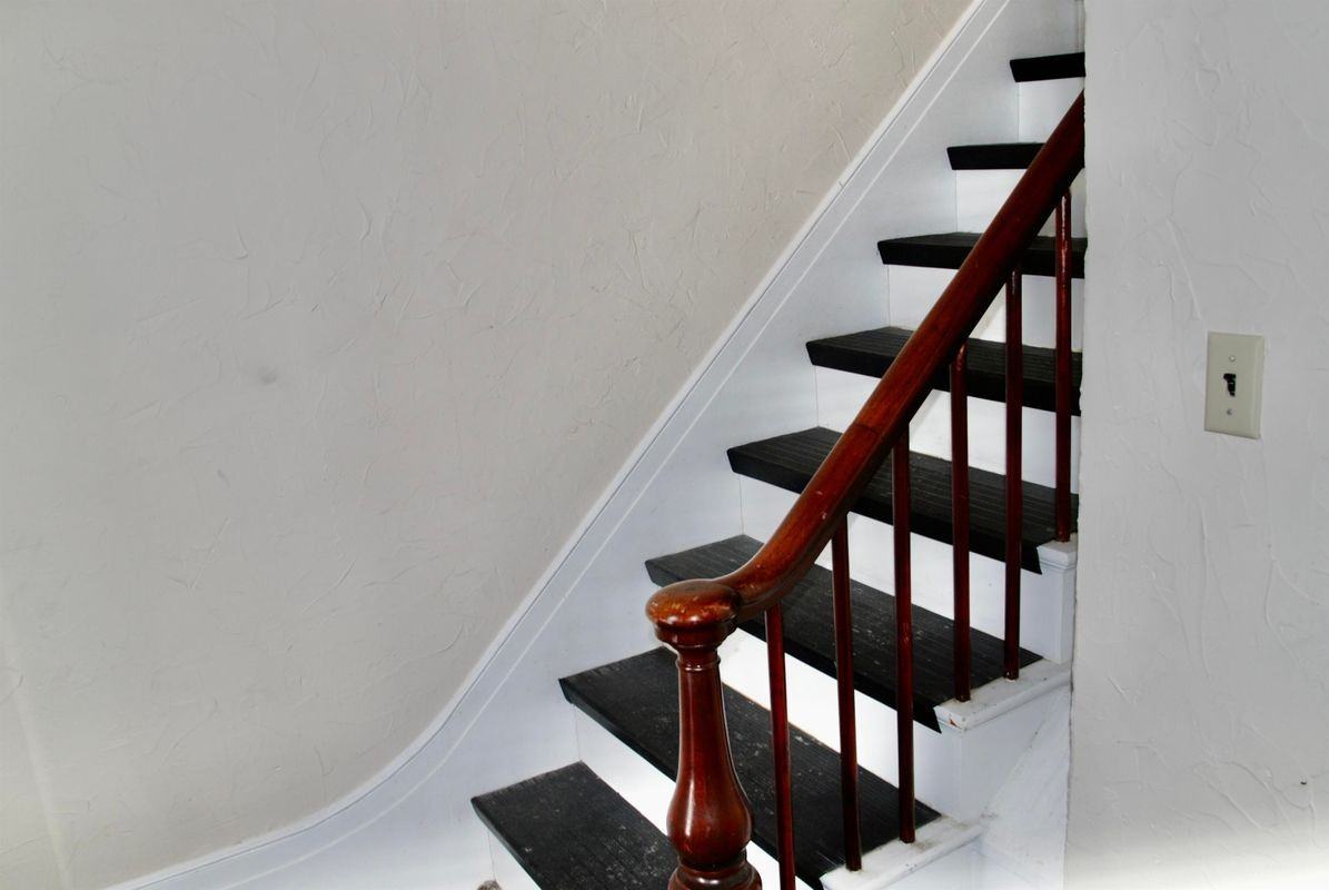 17 Hanover St - Photo 2 of 18