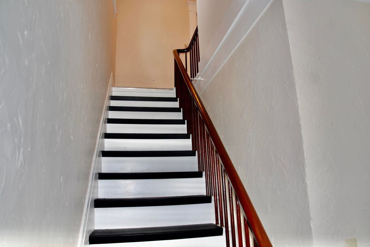 17 Hanover St - Photo 3 of 18