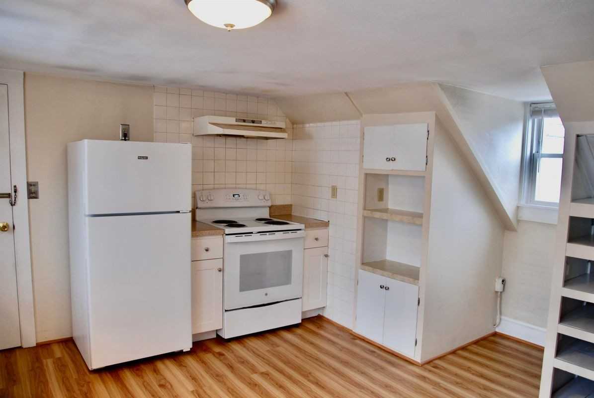 17 Hanover St - Photo 4 of 18