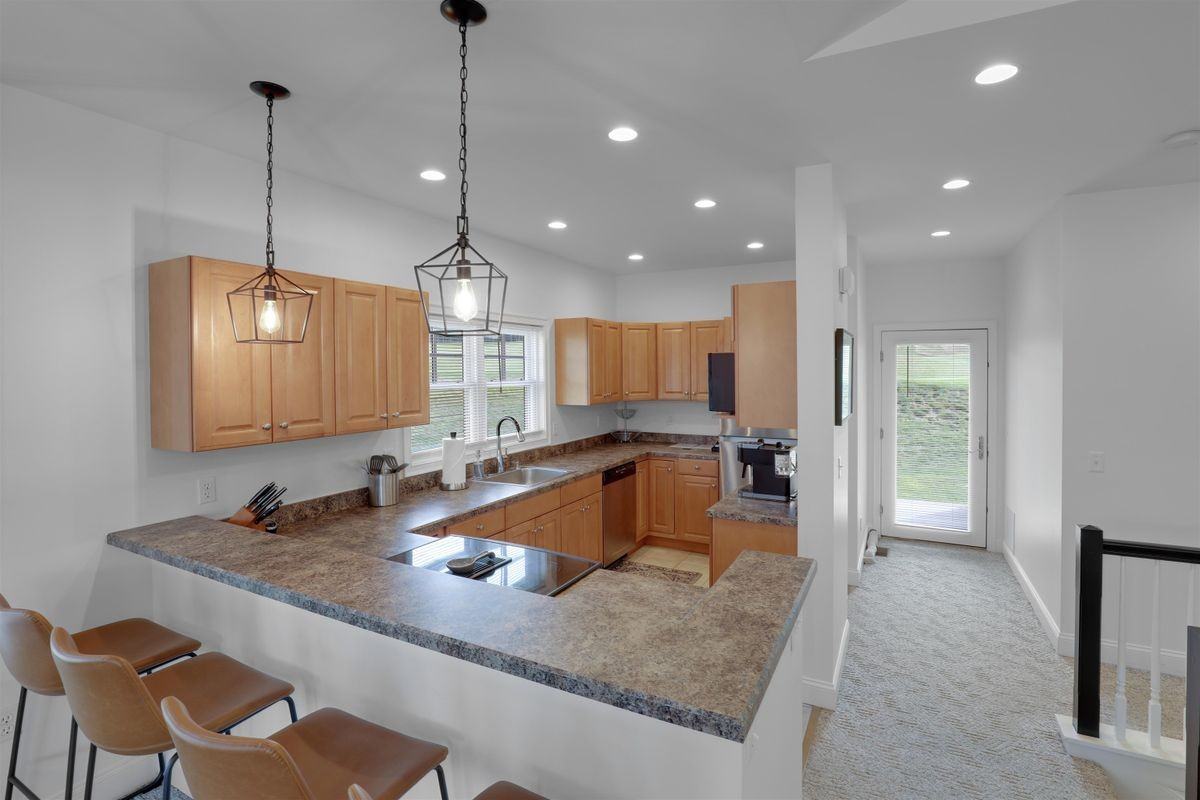 13 Greenscapes Ln ##9 - Photo 6 of 17