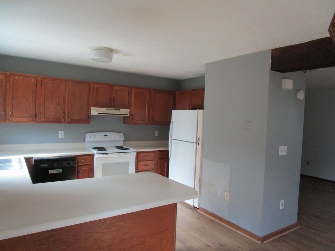 24 Bobbys Ln ##2 - Photo 4 of 25