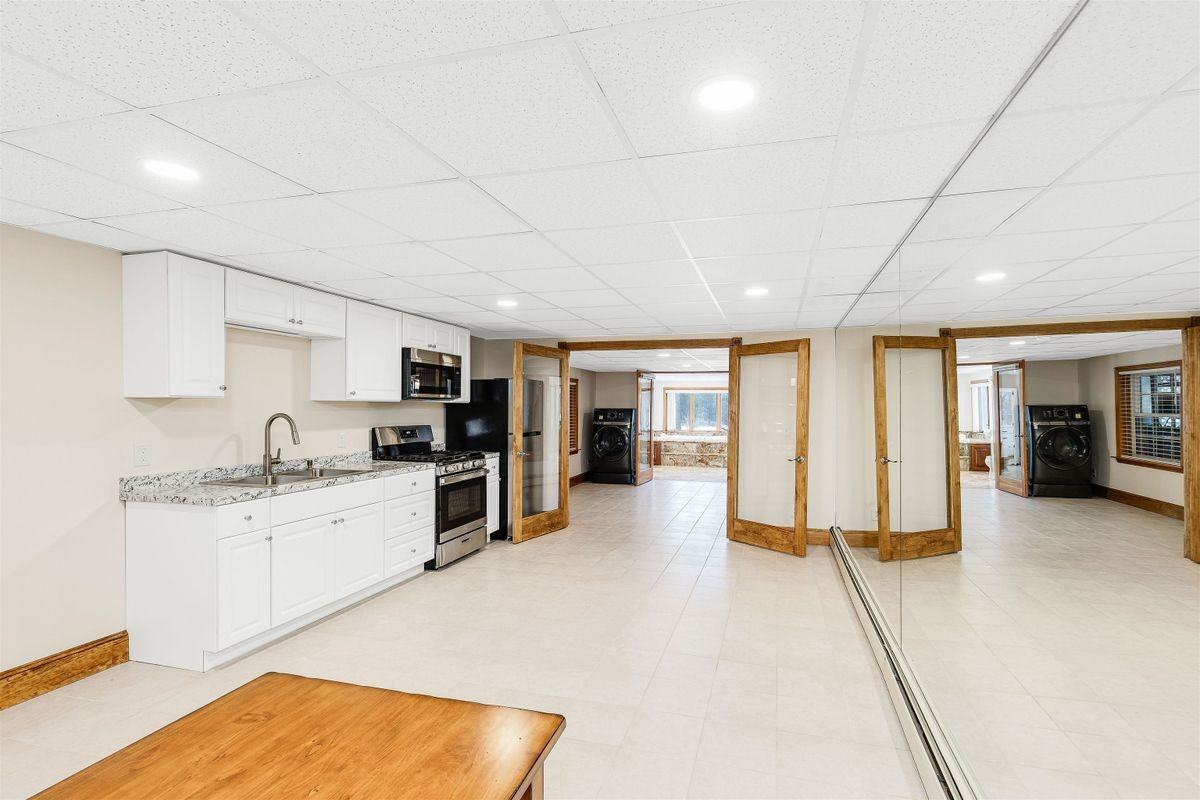 19 Quimby Ct - Photo 2 of 16