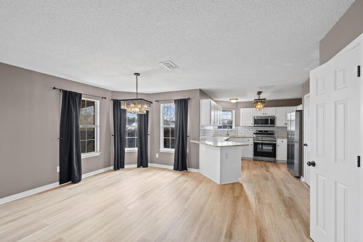 2544 Portobella Pl - Photo 5 of 25