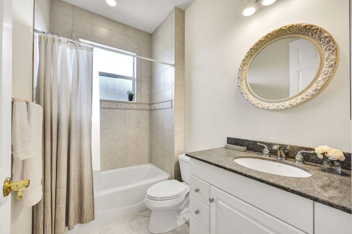 684 98th Ave N - Photo 5 of 28